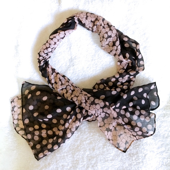 Accessories - Scarf with dots design